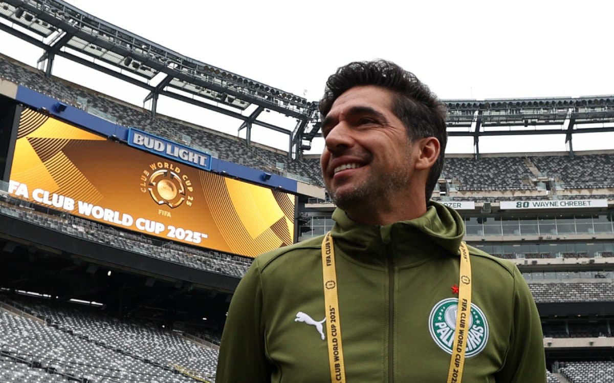 Abel Ferreira indica renovação com o Palmeiras até 2027