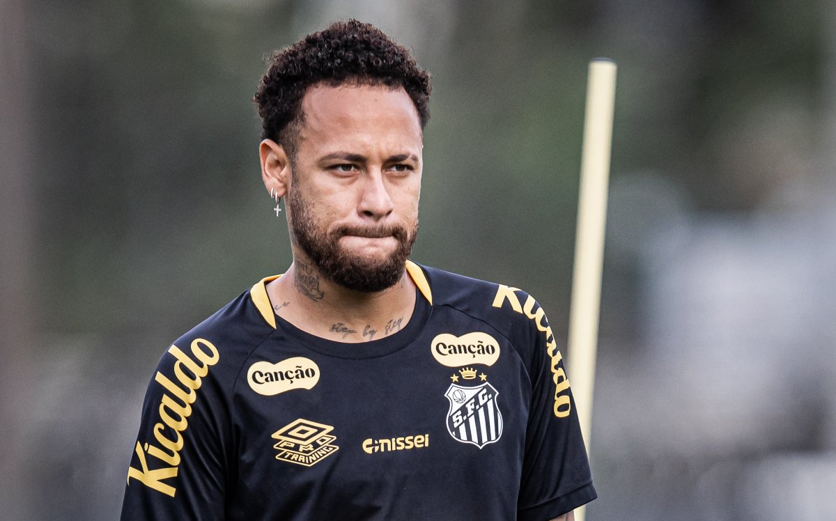 Lesão pode fazer com que Neymar só volte em 2026