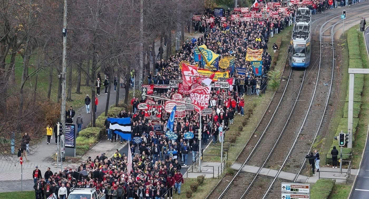 O futebol não é um teatro – e a Alemanha está a mostrar isso ao mundo  