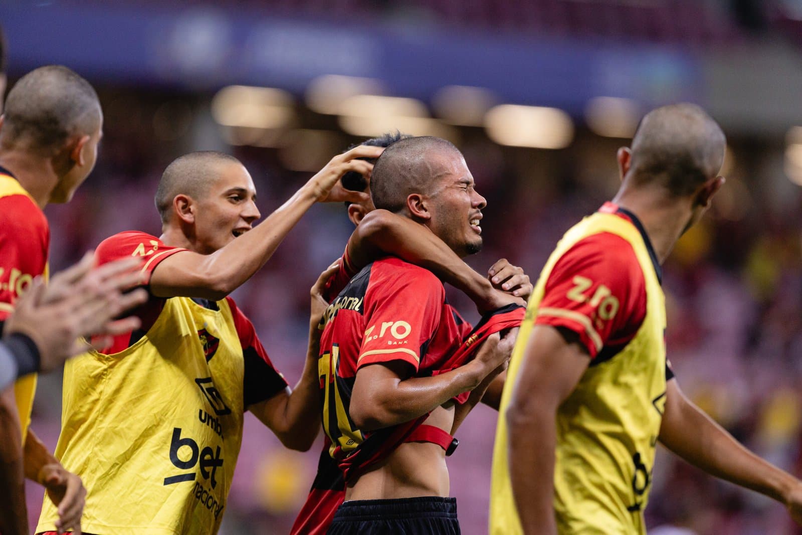 Sport planeja colocar time sub-20 em campo nos primeiros jogos do estadual; entenda