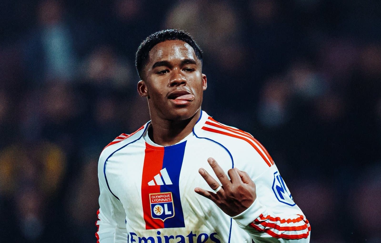 Endrick é criticado por adversário, após apresentação de gala na Ligue 1; confira