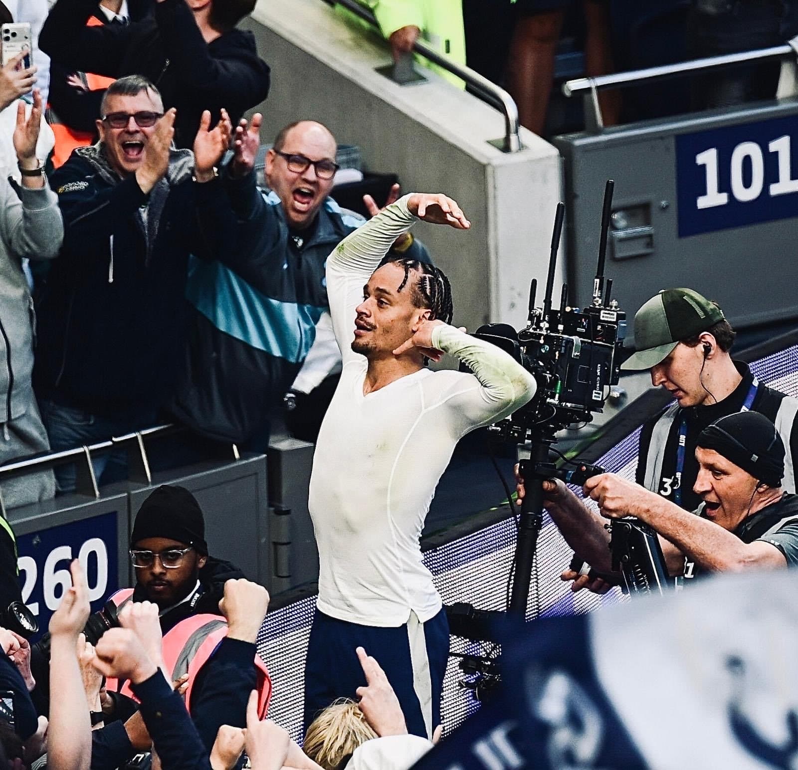 Xavi Simons tem lesão grave confirmada e está fora da Copa do Mundo; veja