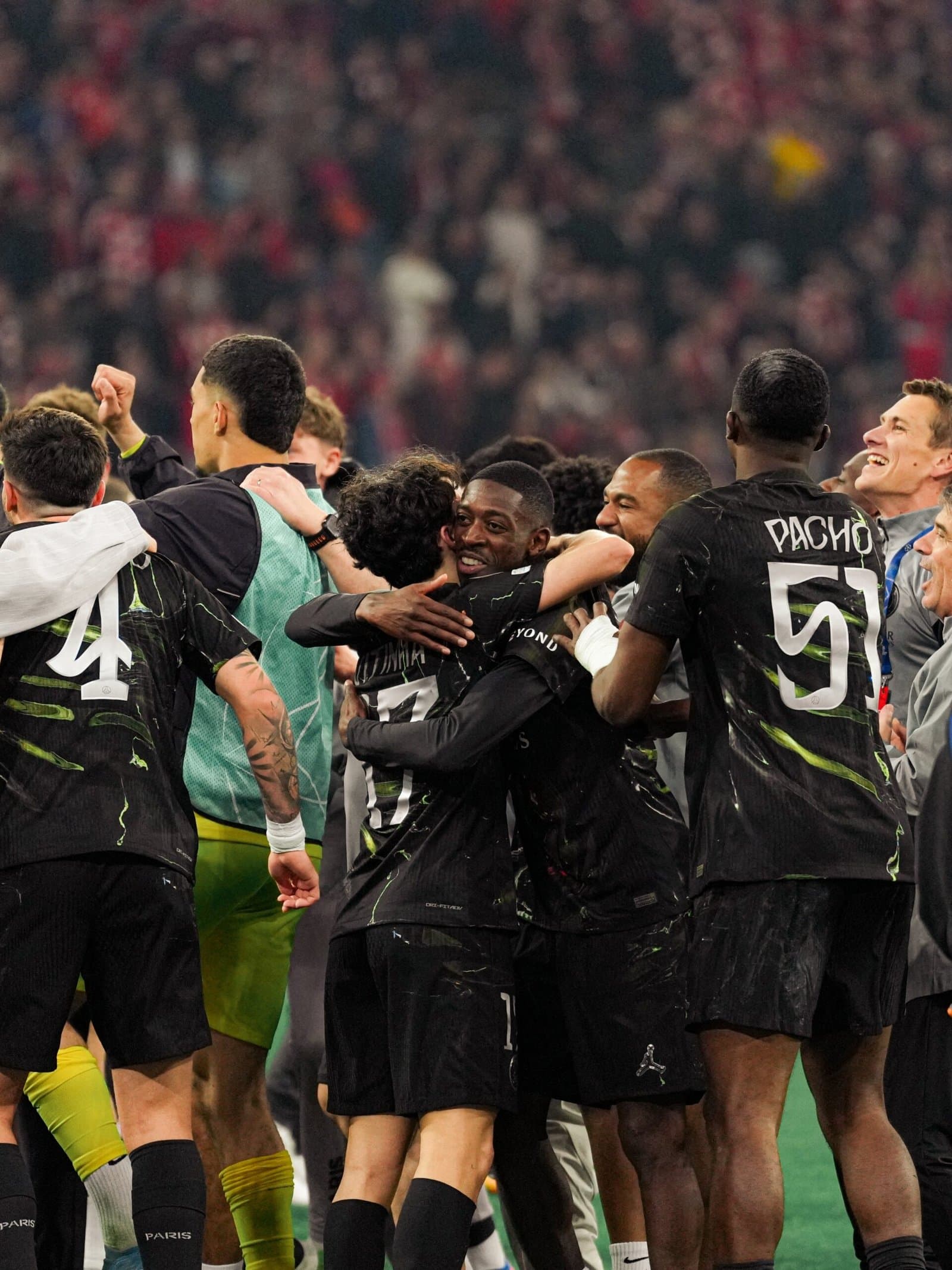 No apagar das luzes, Bayern consegue empatar do PSG em casa, mas não consegue chegar na final da Champions; veja