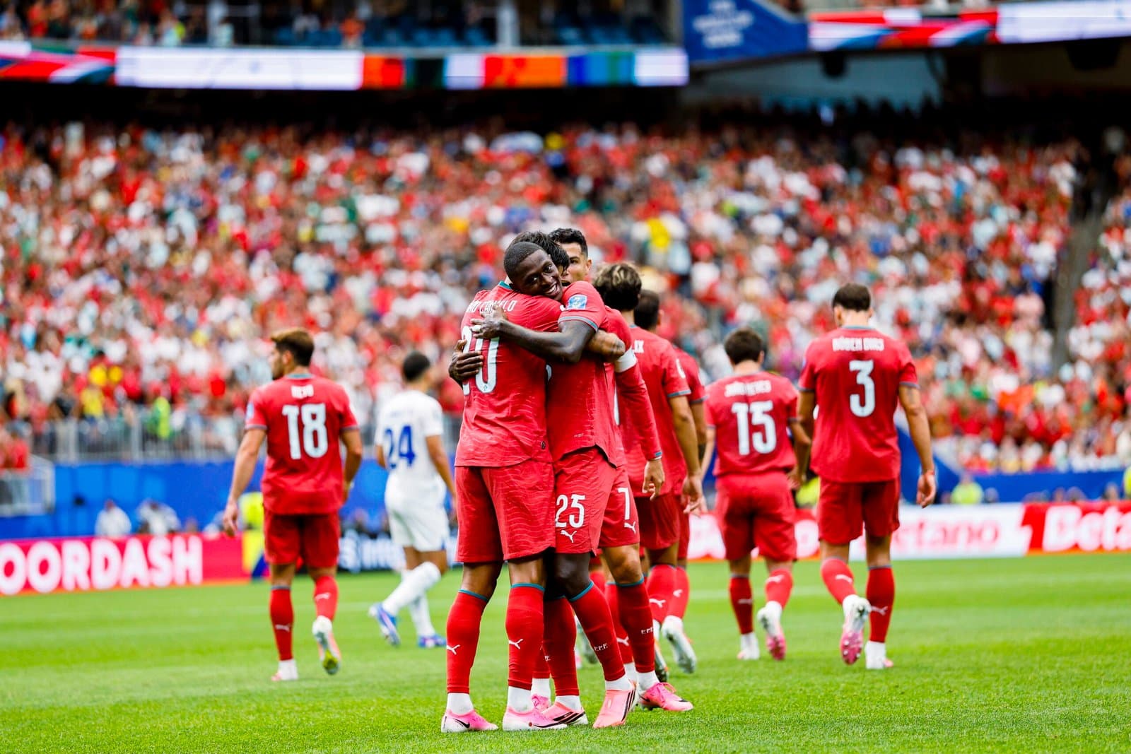 Onde assistir Colômbia x Portugal hoje (27) ao vivo: Veja horário, escalações e transmissão da Copa do Mundo