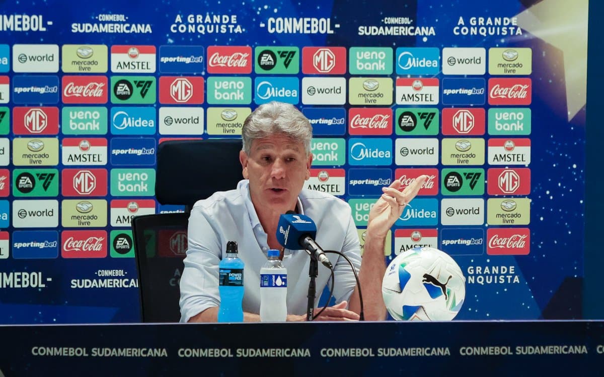 Conmebol abre processo contra Renato Gaúcho, técnico do Vasco, por ausência no jogo da Sul-Americana