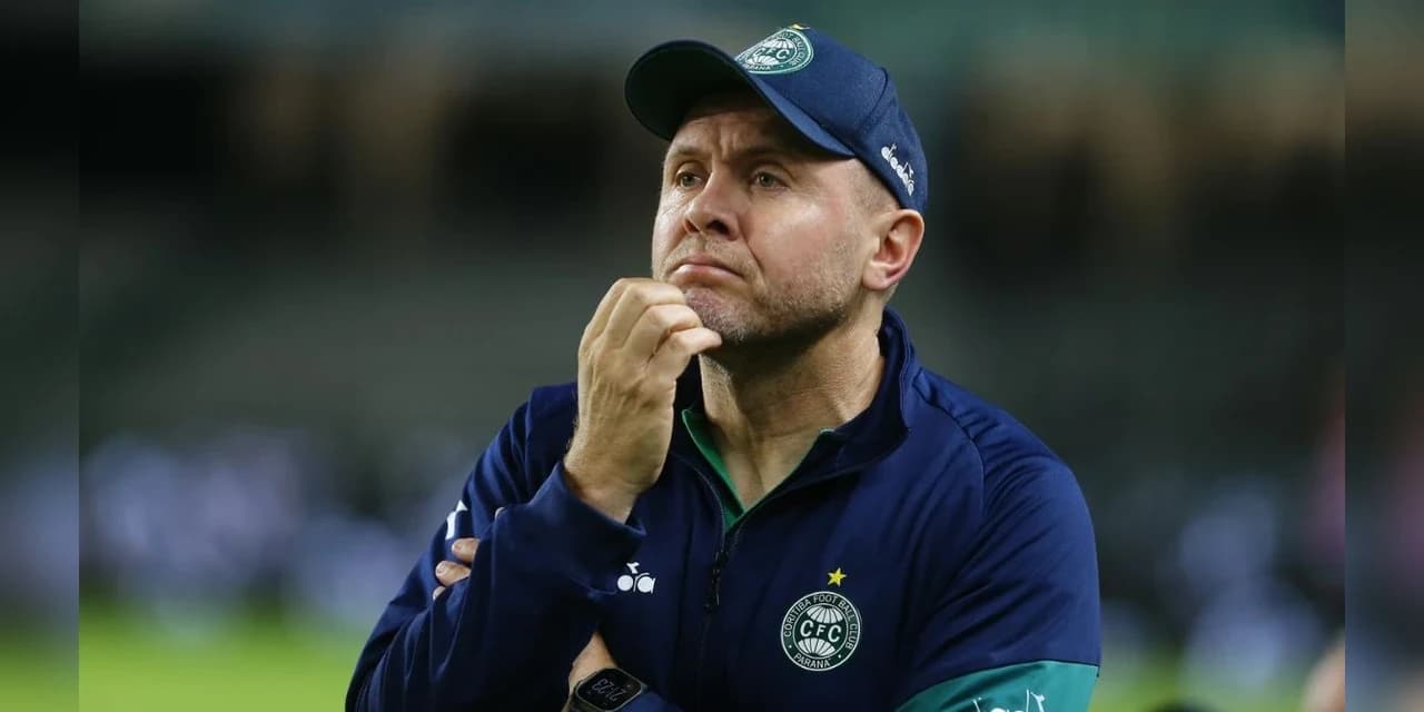 Técnico Mozart deixa o Coritiba após ser campeão da Série B