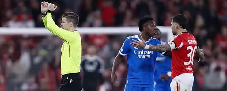 Vinicius Júnior denuncia jogador do Benfica por racismo; Prestianni nega ato