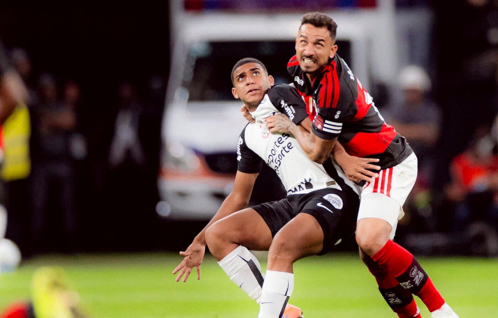 Corinthians e Flamengo apenas empatam no Brasileirão; confira como foi a partida