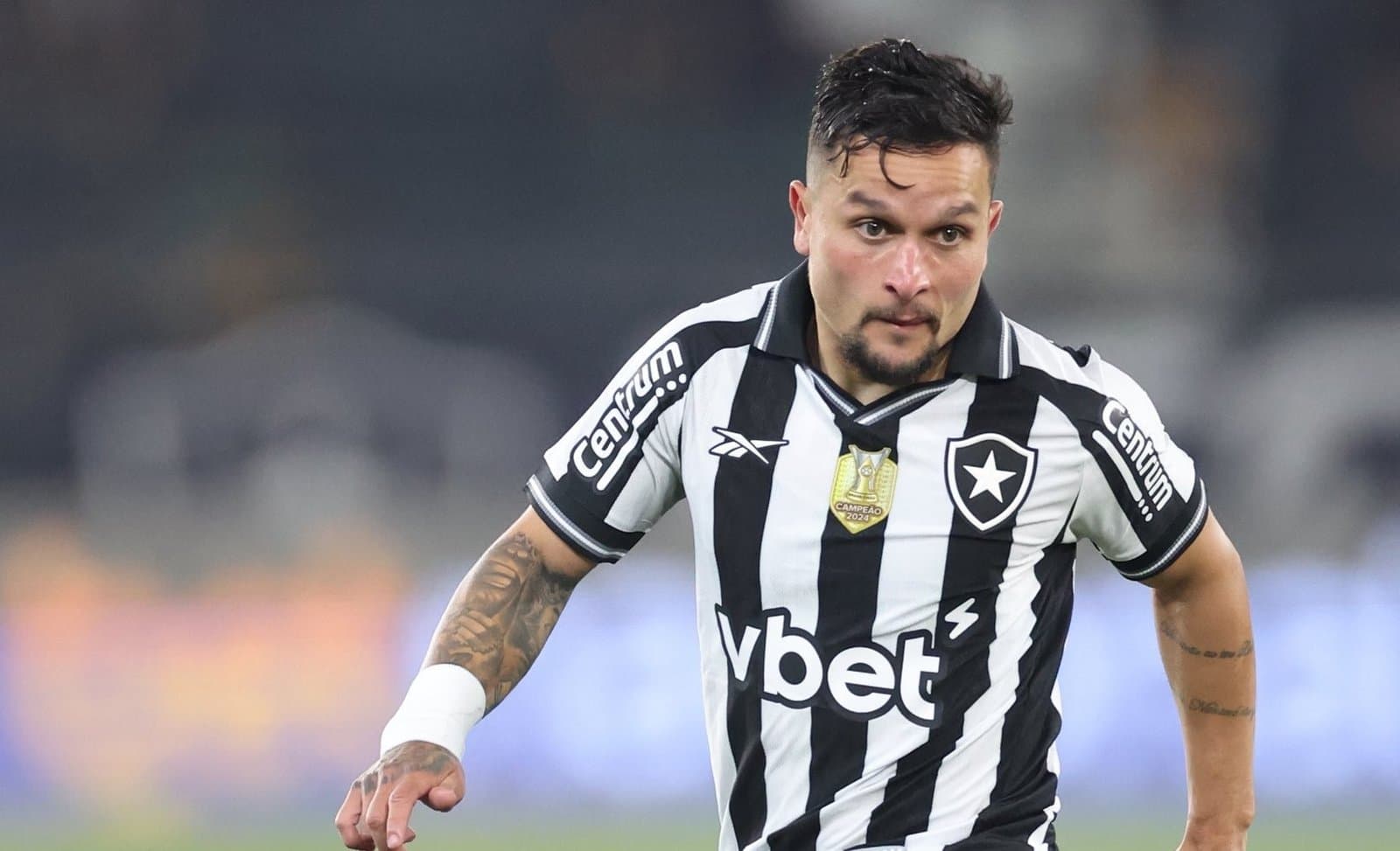 São Paulo anuncia contratação de Artur, ex-Botafogo; confira