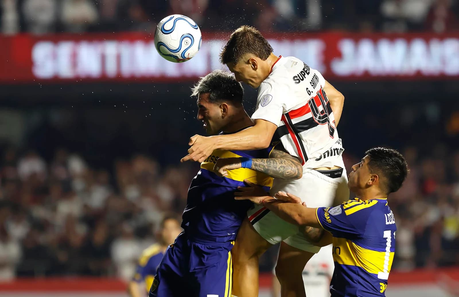 Em jogo repleto de erros, São Paulo apenas empata com o Boca Juniors e está fora da Sul-Americana; veja