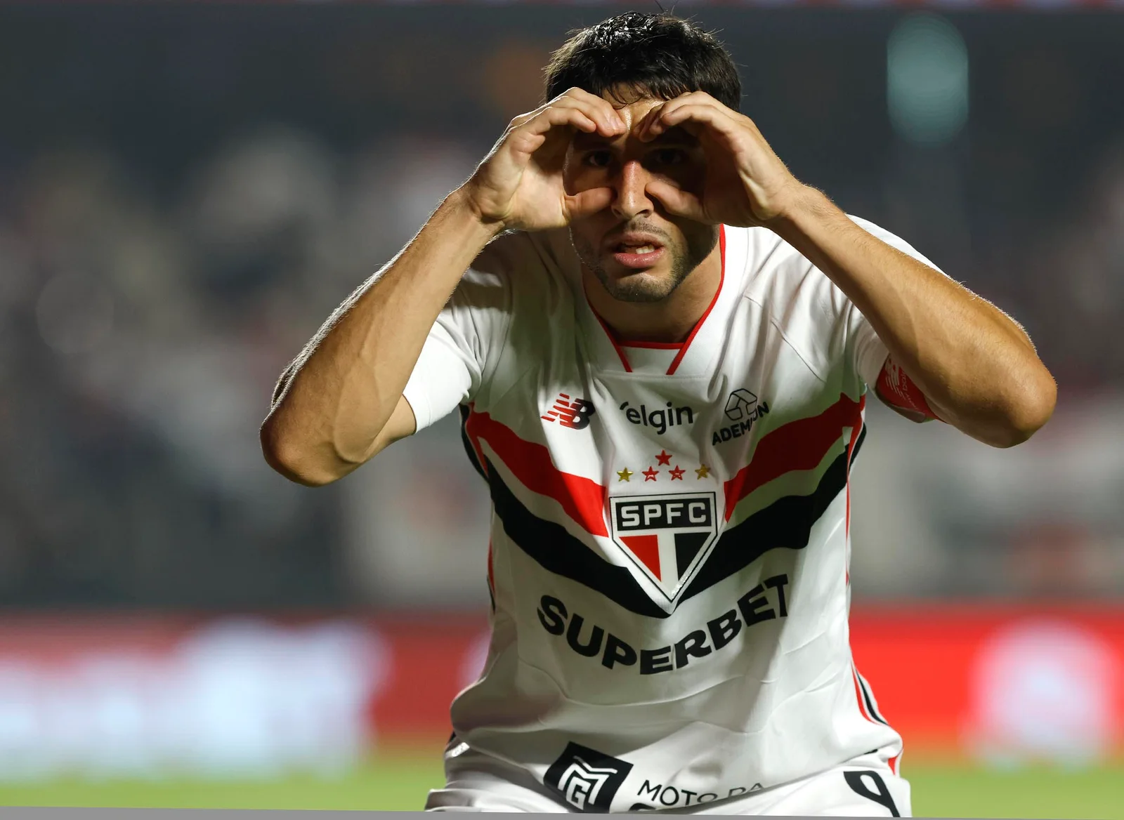 Com gol de pênalti, São Paulo bate o Internacional e respira no Brasileirão; veja como foi