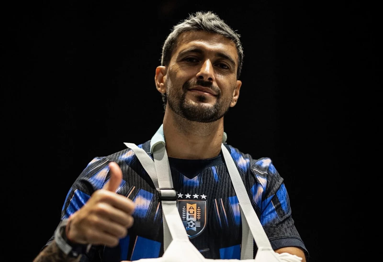 Arrascaeta se lesiona enquanto defende a Seleção Uruguaia e desfalcará o Flamengo; veja