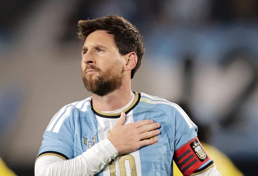 Emocionado, Lionel Messi se despede da Seleção Argentina: “Tenho orgulho de ser argentino”