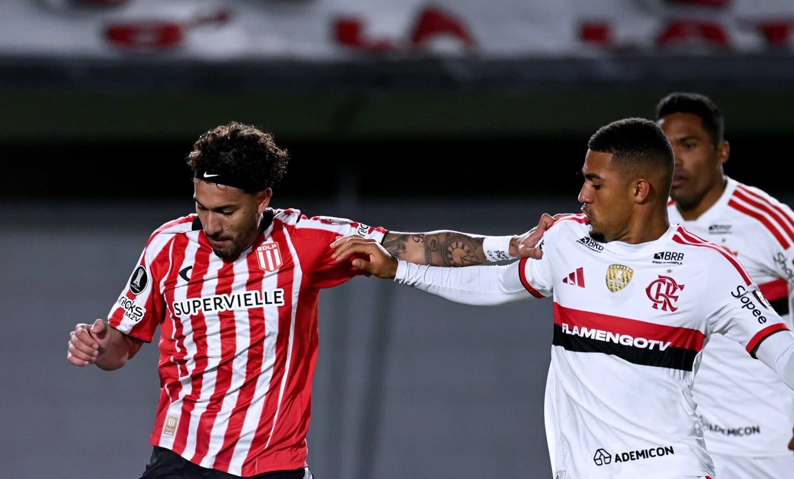 Flamengo joga mal, mas garante empate com o Estudiantes na semi da Libertadores; veja como foi