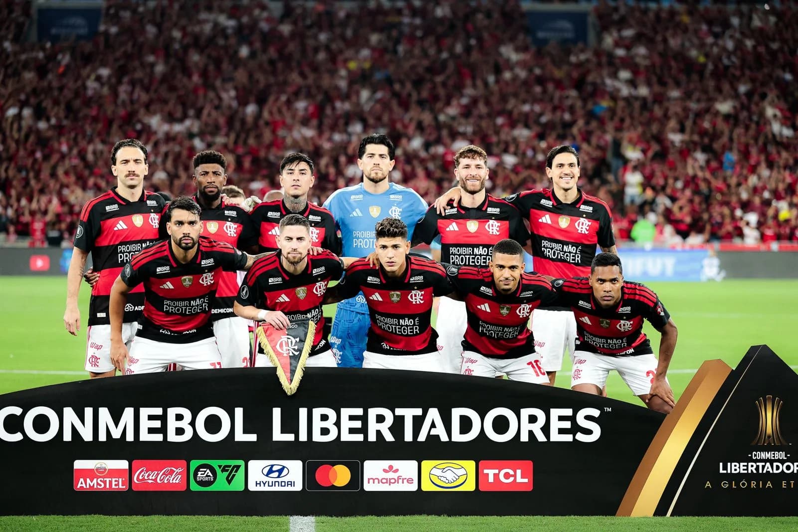 Flamengo decepciona em casa e é eliminado pelo Estudiantes nos pênaltis na Libertadores; veja como foi